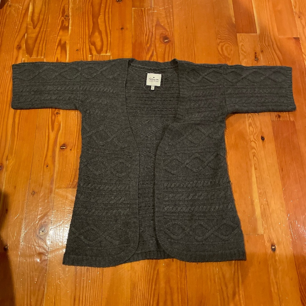 Grey cardigan